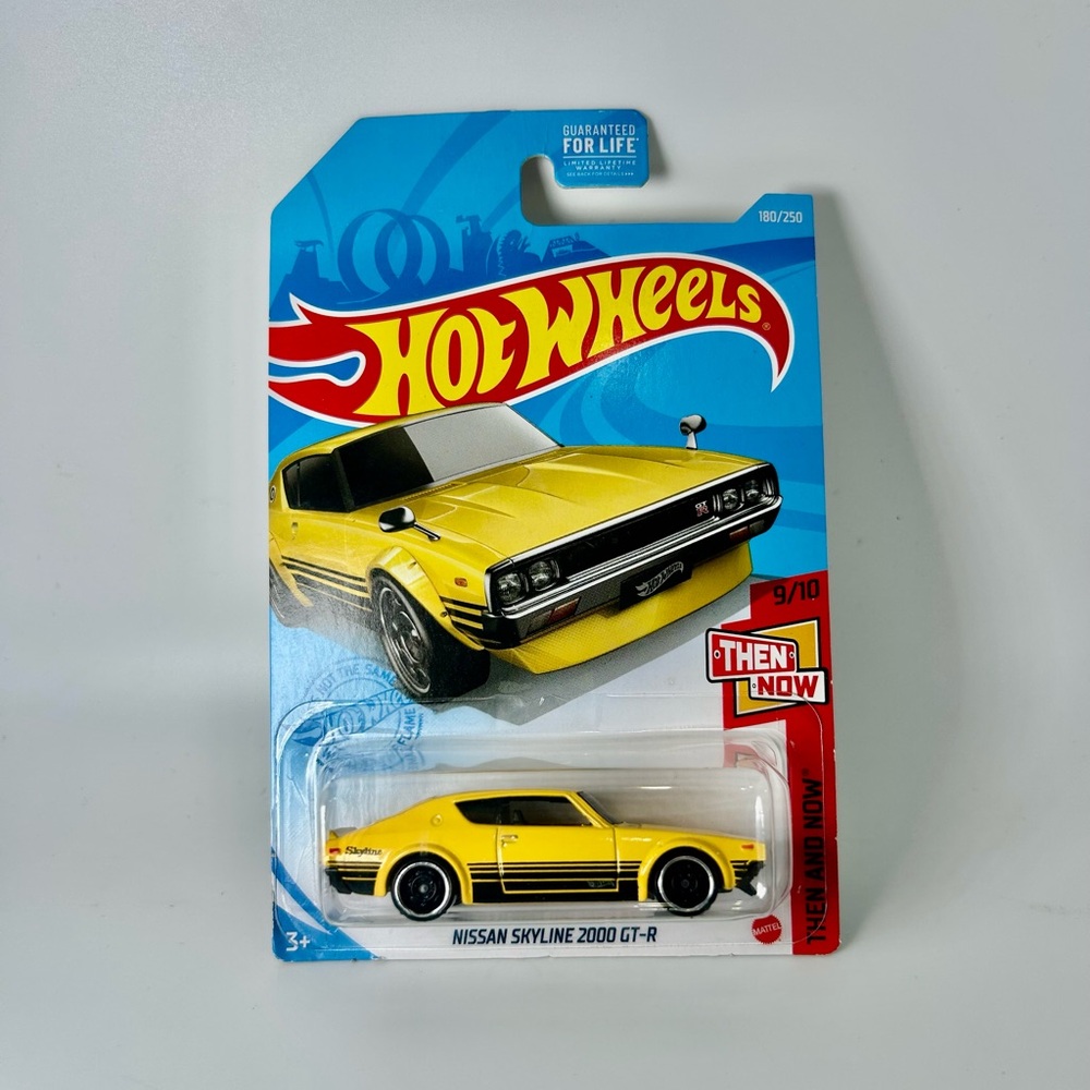 2021 Hot Wheels Then and Now Nissan Skyline 2000 GT-R 180/250 Yellow NEW